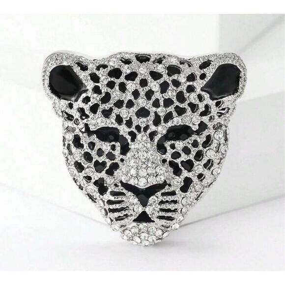 Leopard Brooch - Picture 1 of 6